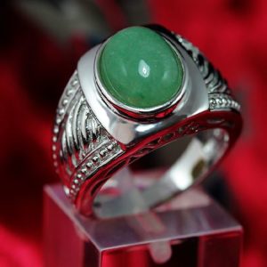 Украшения из жадеита