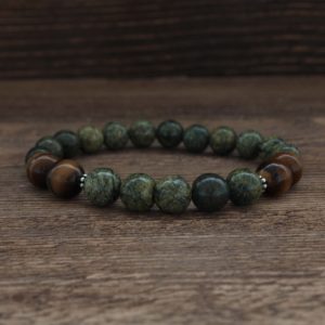 Какие бывают украшения из змеевика
