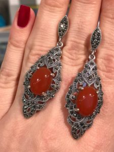 Серебряные серьги с сердоликом
