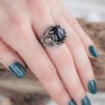 Серебряное кольцо с ониксом