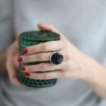 Золотое кольцо с ониксом